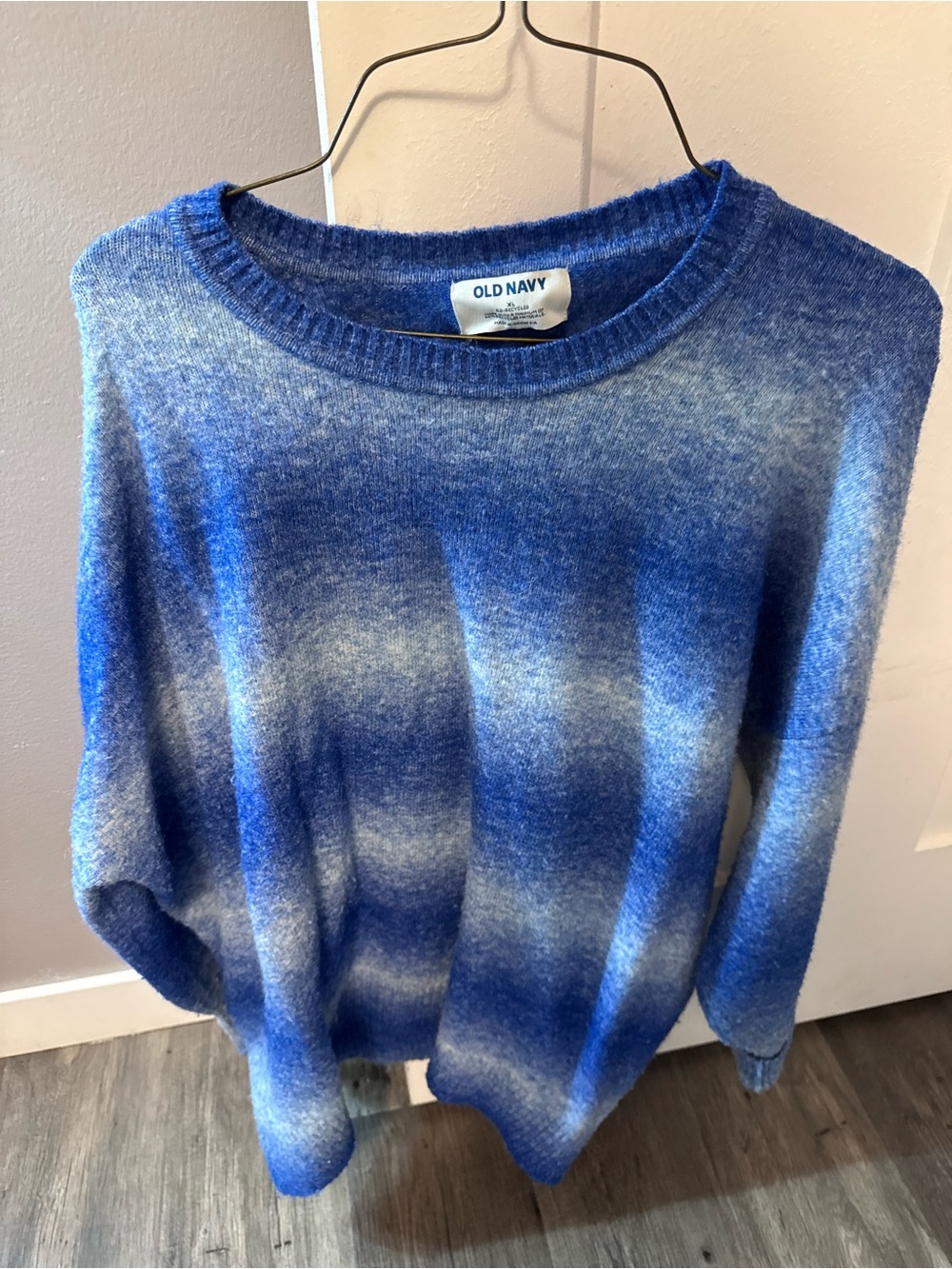Old Navy Blue Gradient Crewneck Sweater
